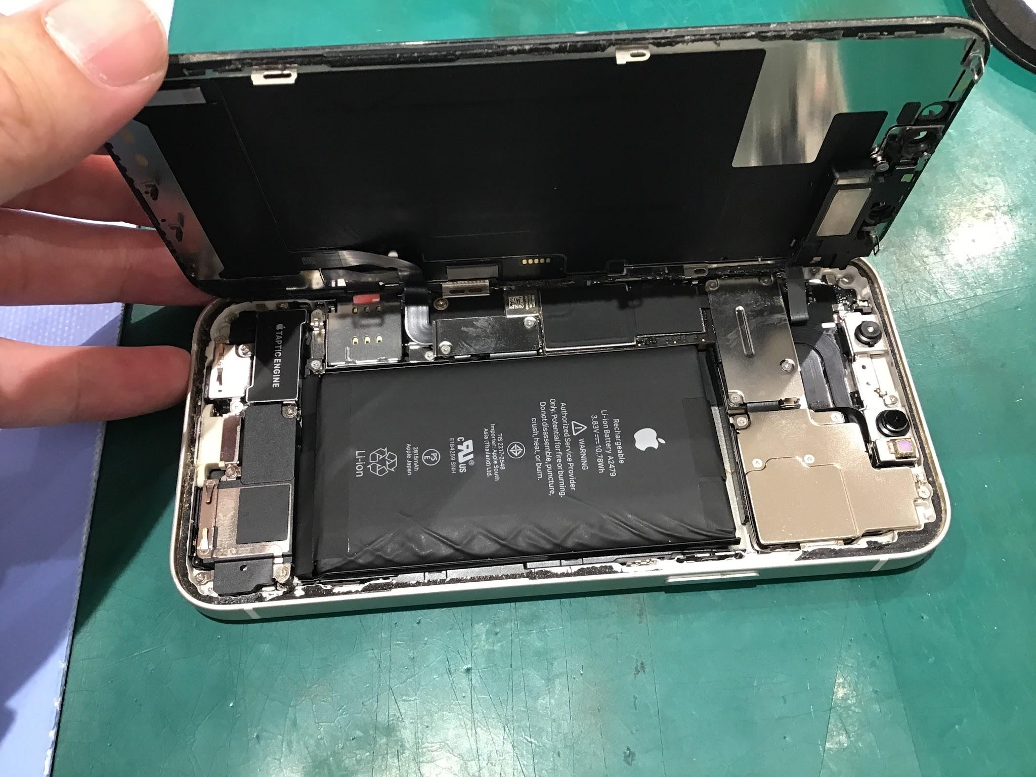 電源が入らなくなったiPhone12(アイフォーン)の修理はスマホ修理工房丸井錦糸町店にご相談ください！